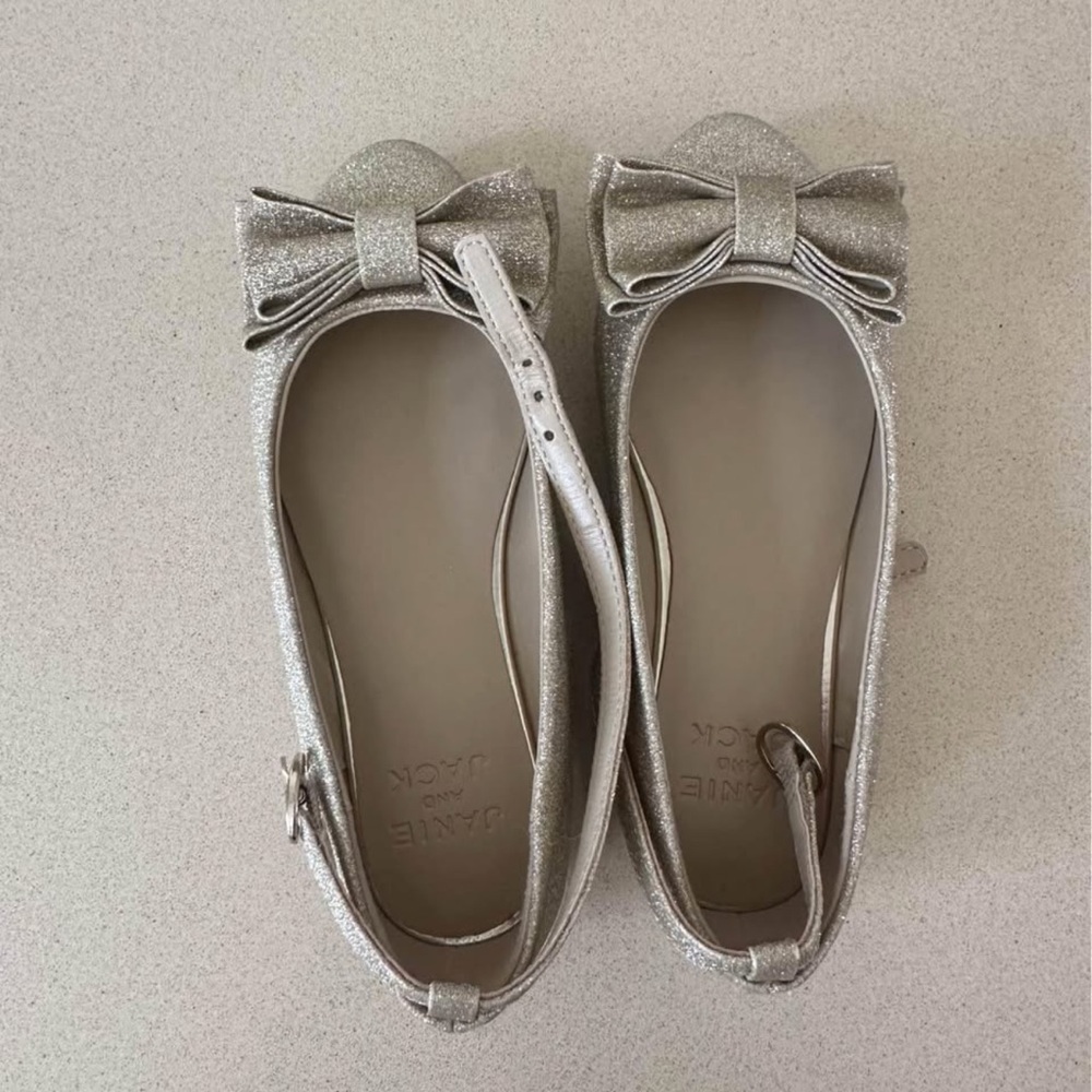 Janie and Jack Silver Glitter Bow Flats